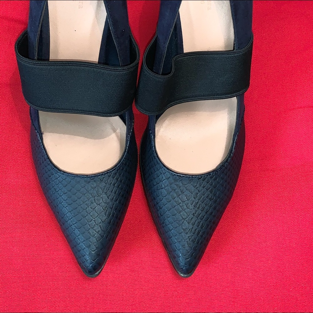 Vera Wang heels 👠